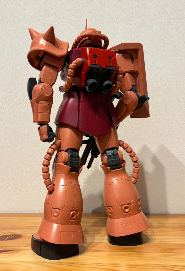 な*ん様 メガサイズ1/48　シャア専用ザクⅡ