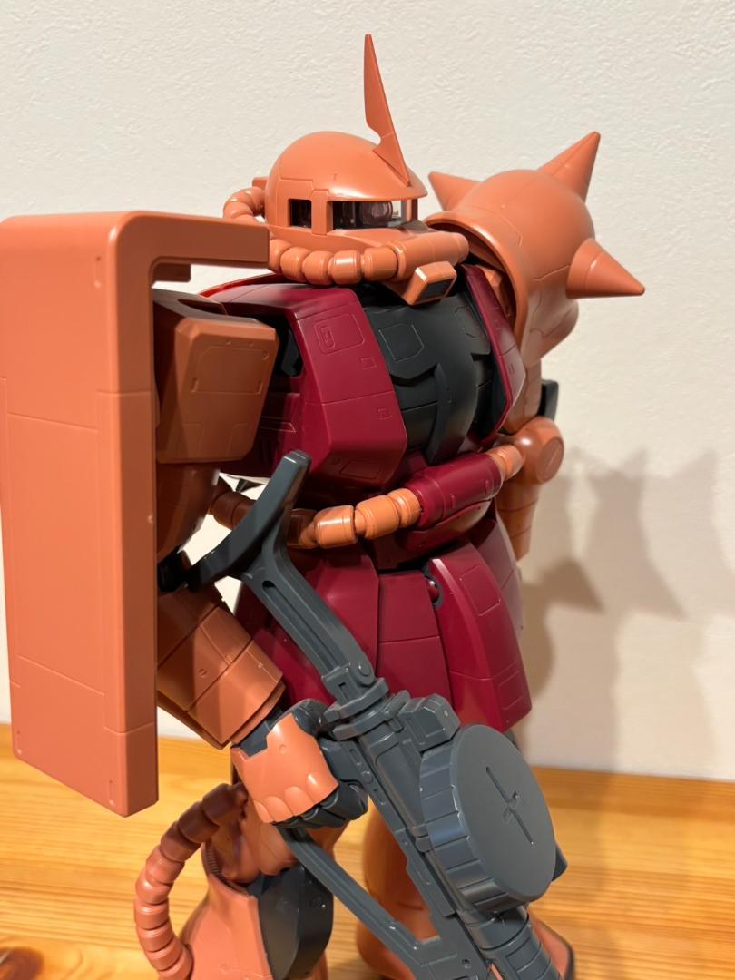 な*ん様 メガサイズ1/48　シャア専用ザクⅡ