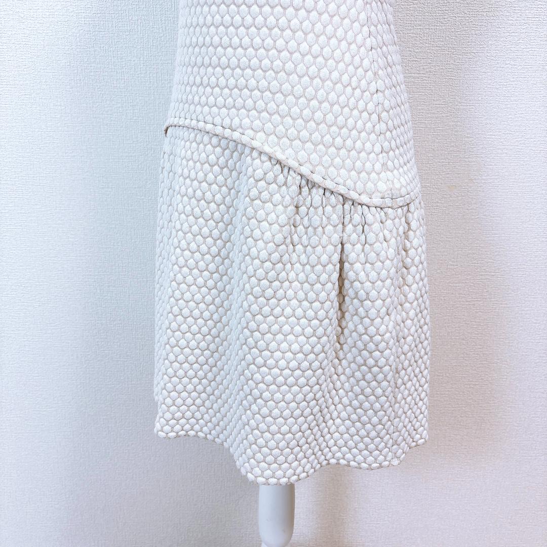 【美品】ルネ ニット ノースリーブワンピース 伸縮性有 36 ベージュ 美品】ルネ ニット ノースリーブワンピース 伸縮性有 36