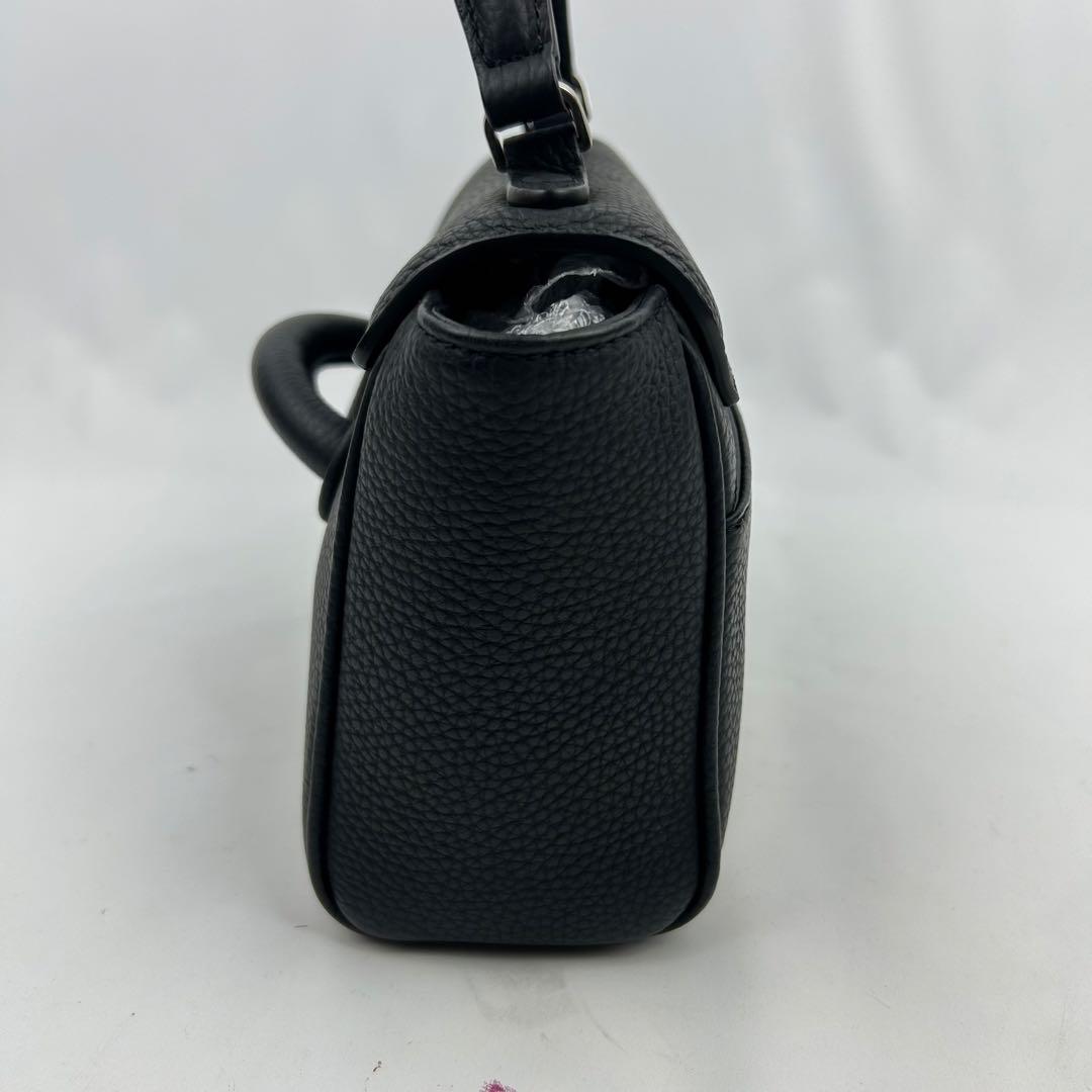 【超美品】ヴァジック エバーミニミニ ハンドバッグ レザー 2wayショルダー 【超美品】ヴァジック エバーミニミニ ハンドバッグ レザー 2wayショルダー