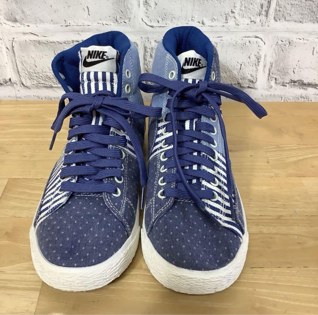 NIKE スニーカー