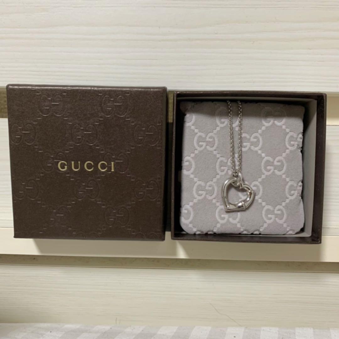 GUCCI グッチ　ネックレス