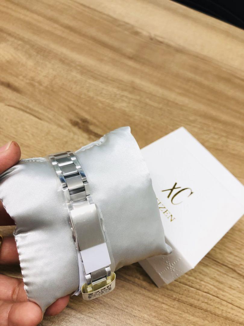 新品未使用品！ダイヤ付きCITIZEN XC