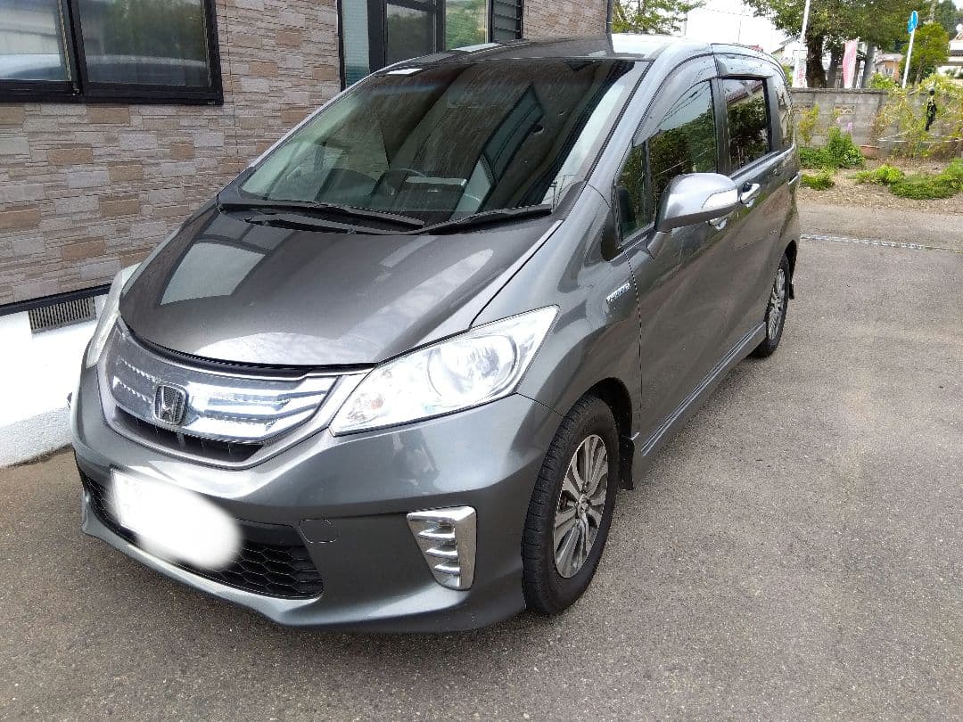 ホンダフリードハイブリッドGP3カーナビモニター