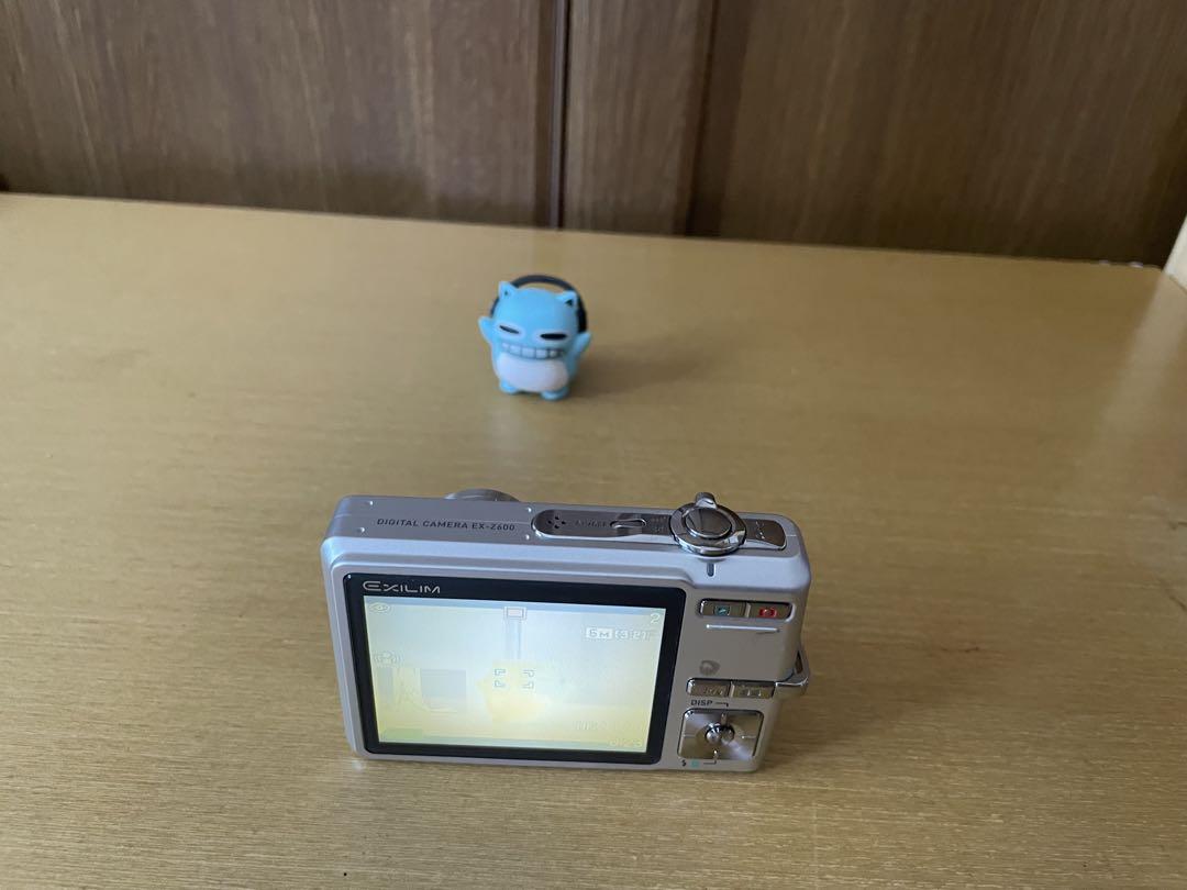 CASIO EXILM EX-Z600 充電器付き
