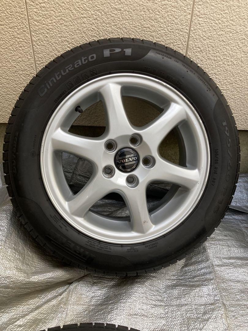 VOLVO V70純正15インチ 195/60R15 PIRELII P1バリ溝