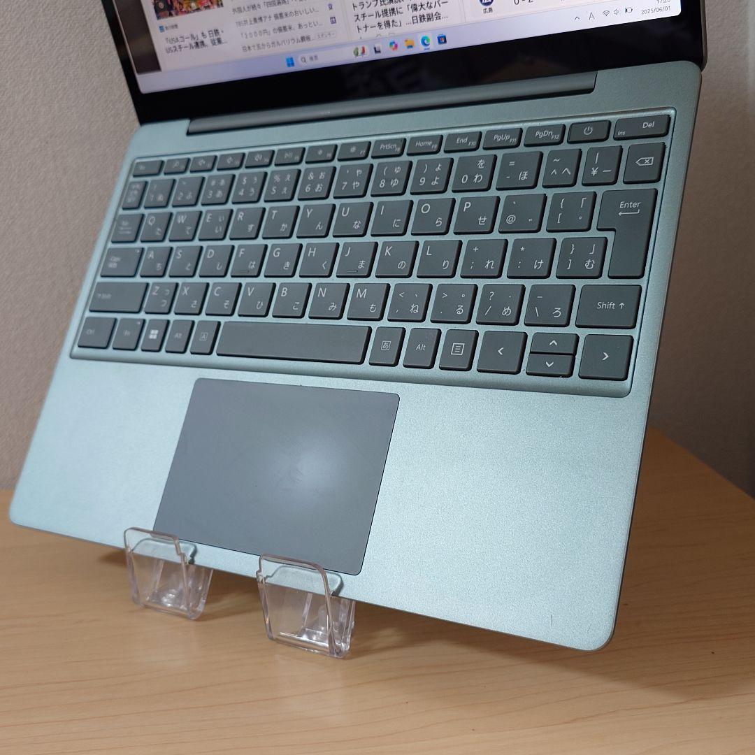 Windowsノート本体 Surface Laptop Go2