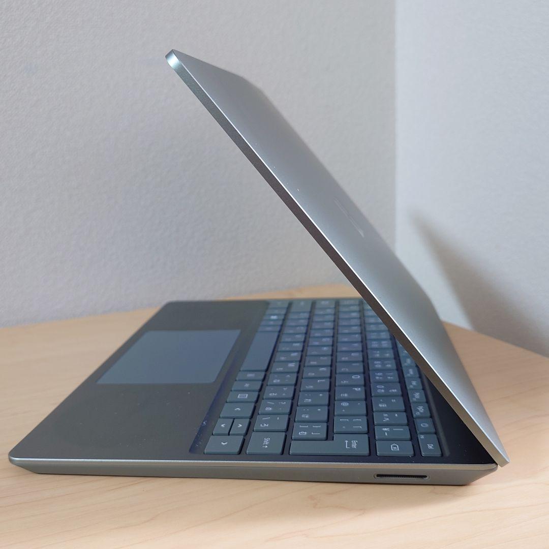 Windowsノート本体 Surface Laptop Go2