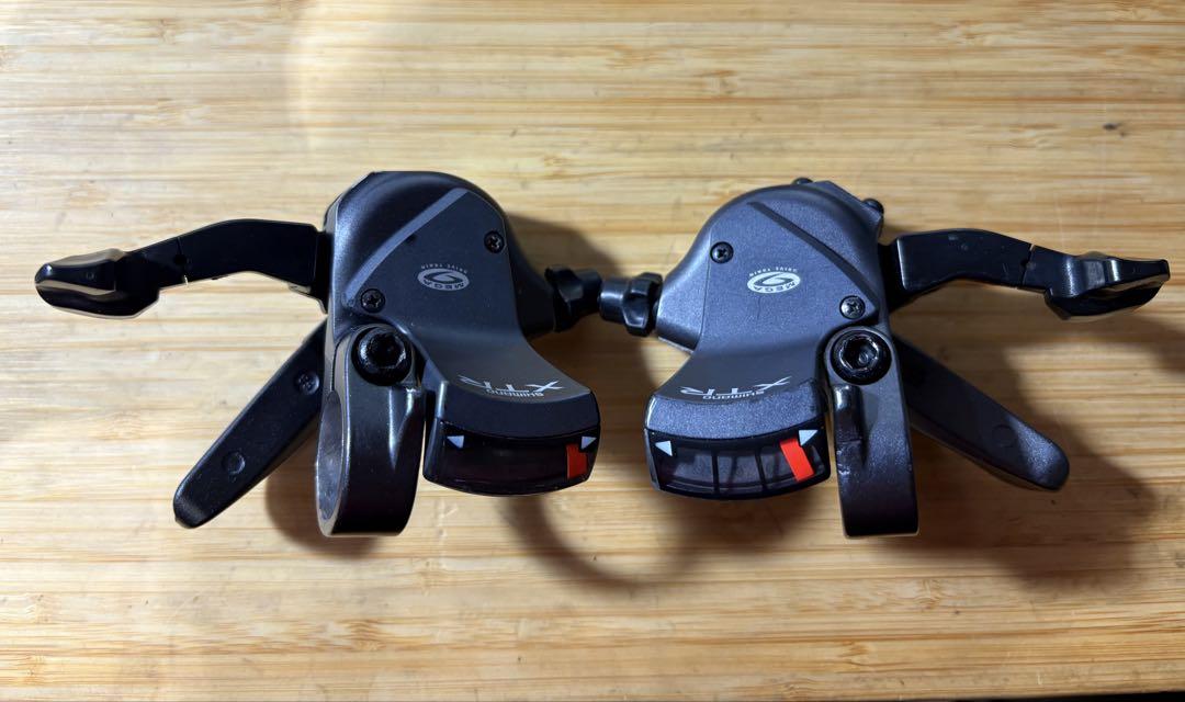 NEWモデル Shimano XTR パーツ 3x9速シフター SL-M9529 パーツ