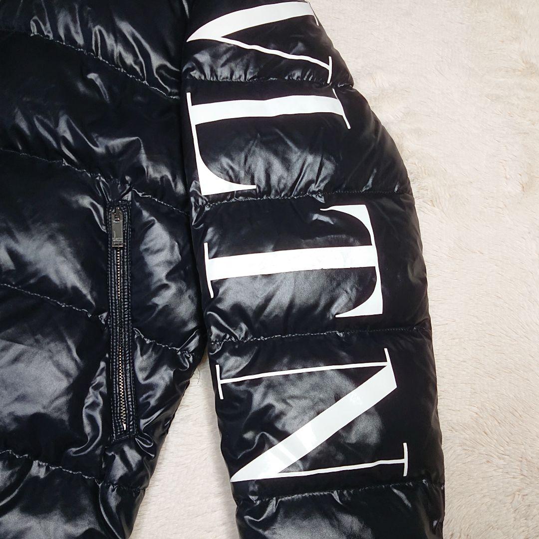 VALENTINO ダウンジャケット VLTN 袖ロゴ ブラック XL 2way