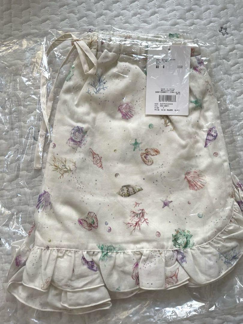 【新品】スナイデルホーム　接触冷感シェルＴシャツショートパンツ　上下セット 新品】スナイデルホーム 接触冷感シェルTシャツショートパンツ