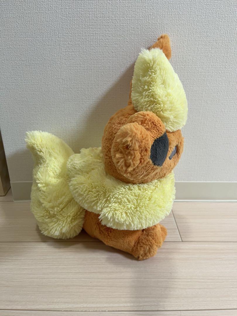 ふわふわ抱きぬいぐるみ　シャワーズ　サンダース　ブースター　3種セット