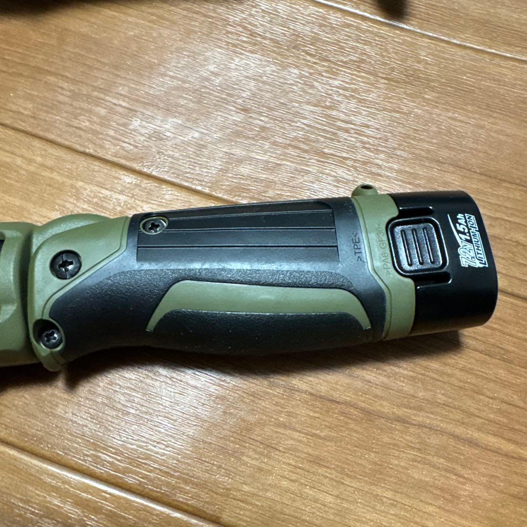 マキタ充電式ペンインパクトドライバTD022DSHXOオリーブMakita