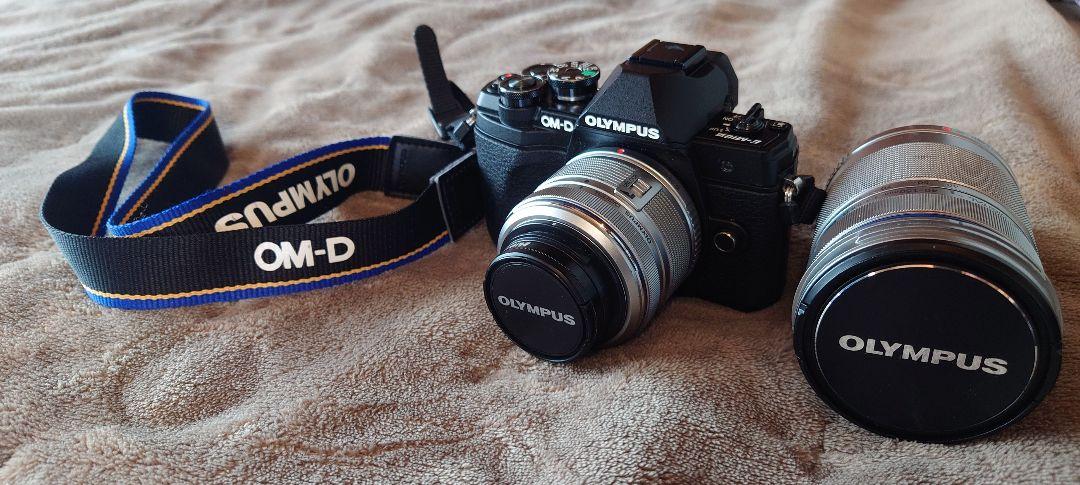 シャッター数 1,777回 OLYMPUS OM-D E-M10III