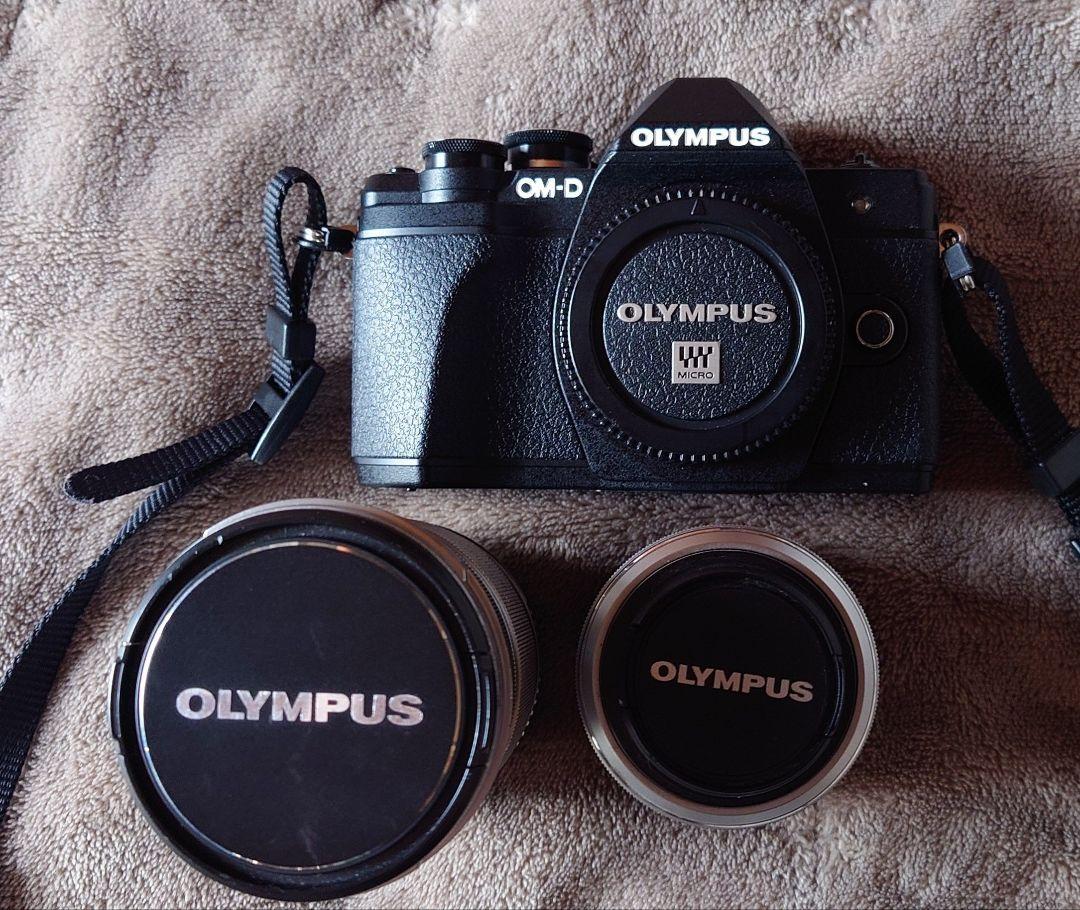 シャッター数 1,777回 OLYMPUS OM-D E-M10III