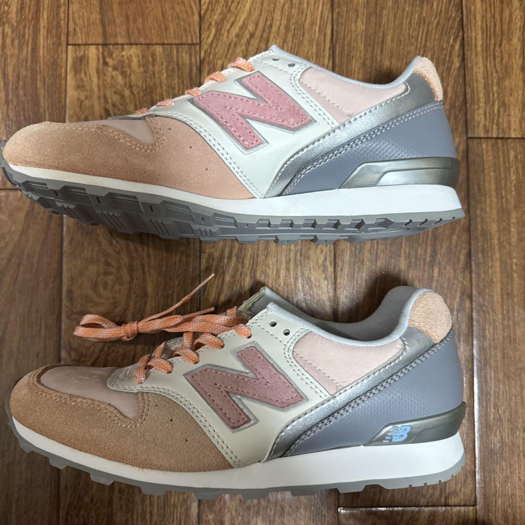 ✨激レアカラー✨ New Balanceニューバランス 996
