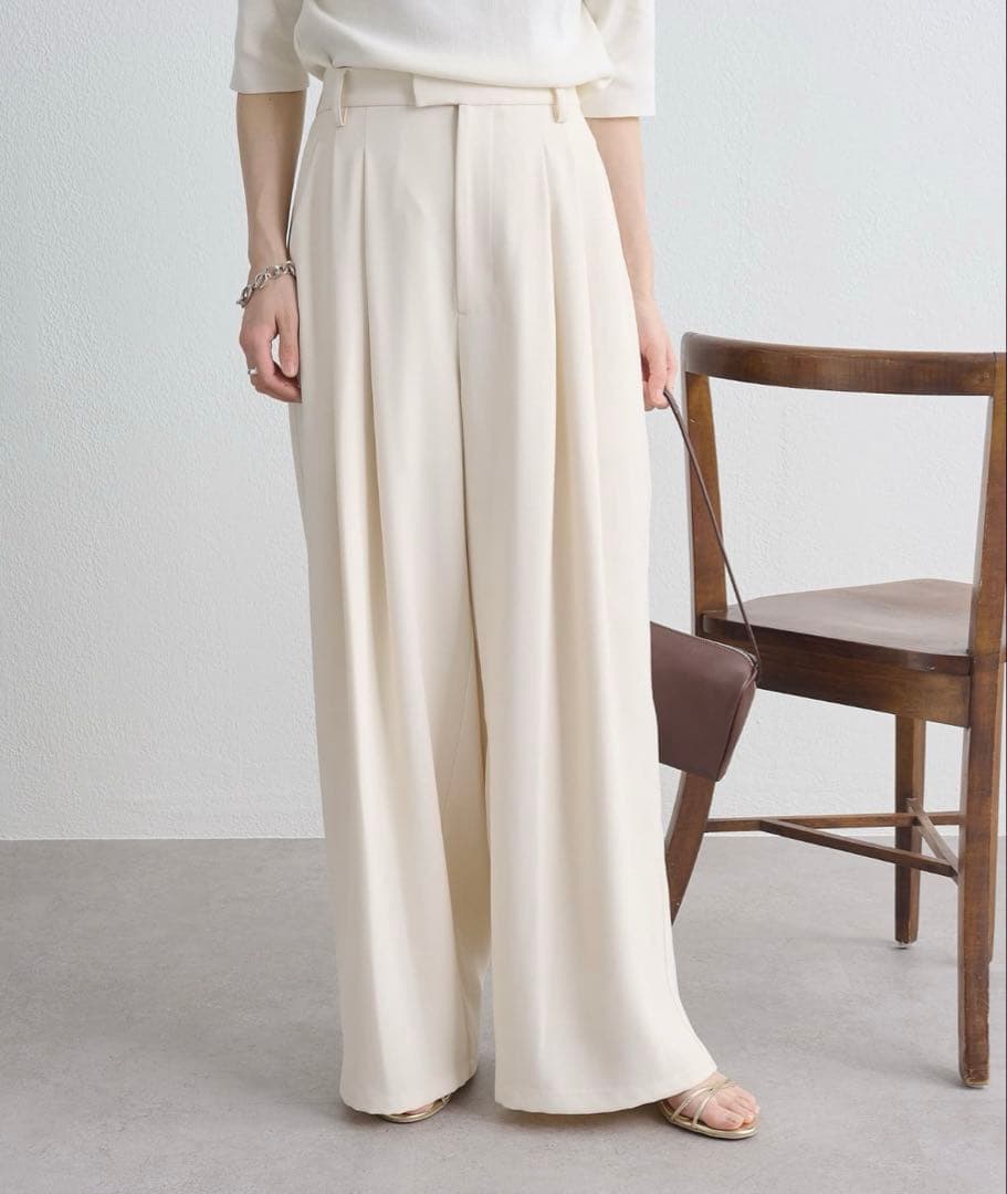 Omekashi タックワイドスラックス オフホワイト PSサイズ