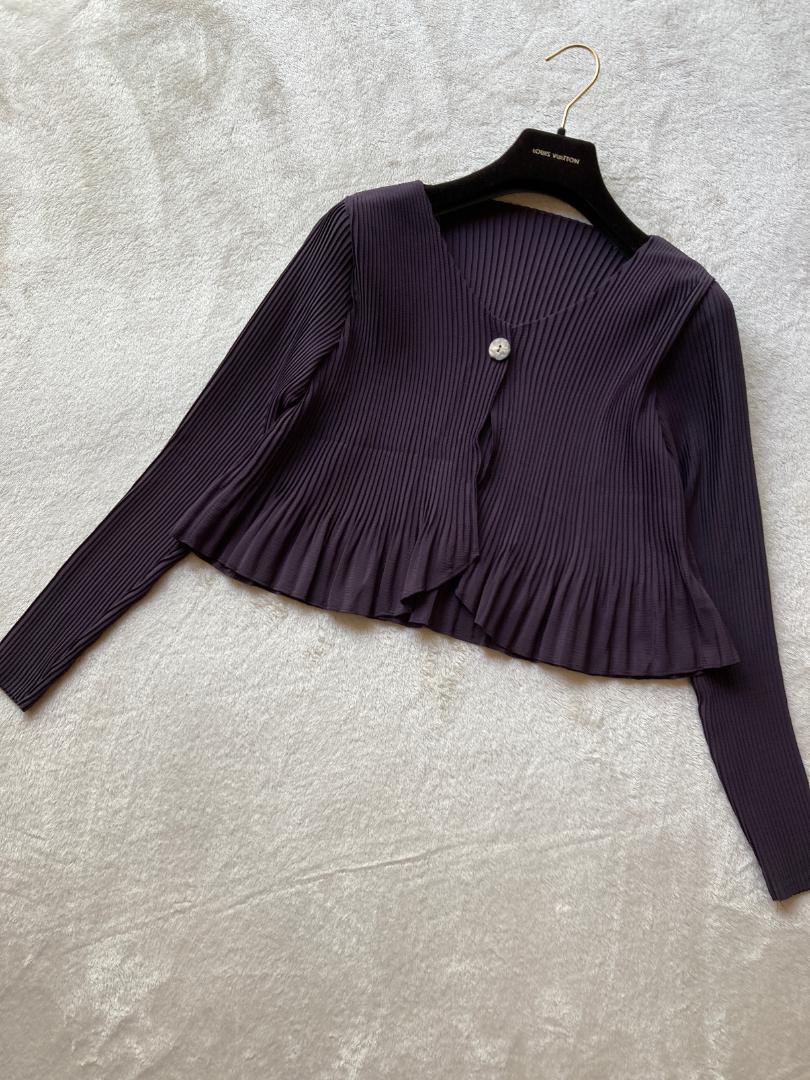 1191 極美品 Koibito misaki 恋人岬 カーディガン プリーツ 1191 極美品 Koibito misaki 恋人岬 カーディガン プリーツ