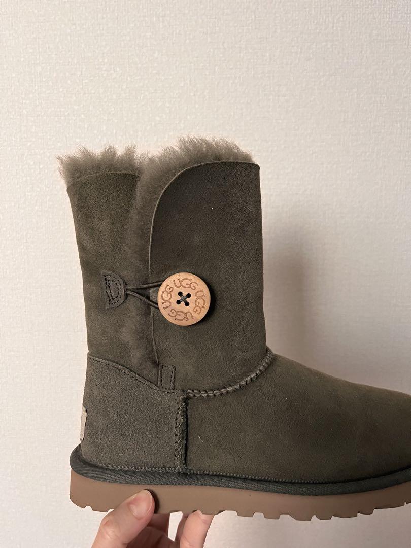 【新品未使用】ugg ベイリーボタン
