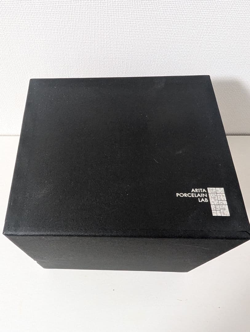 陶器製重箱ARITA PORCELAIN
