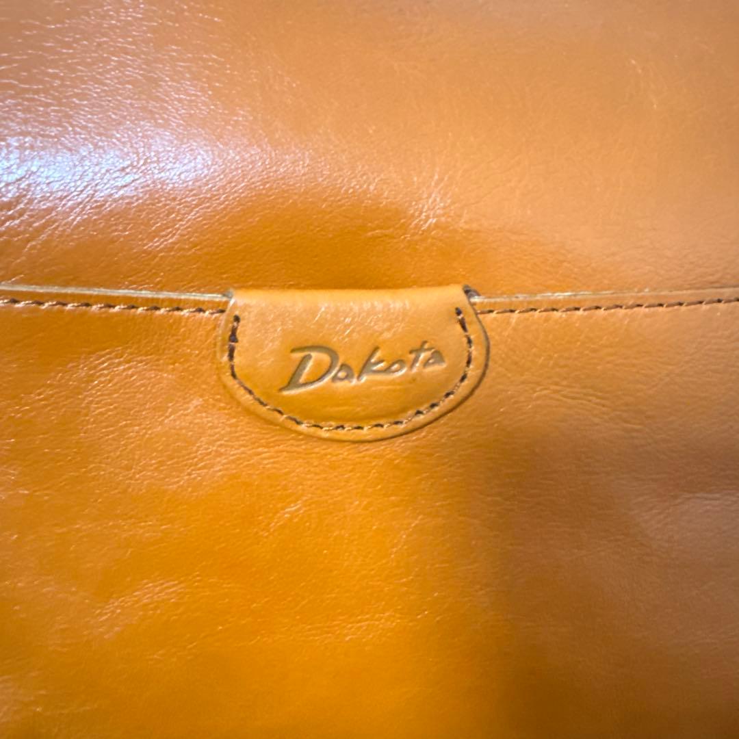 Dakota レザー ハンドバッグ ショルダーバック ブラウン Dakota レザー ハンドバッグ ショルダーバック ブラウン