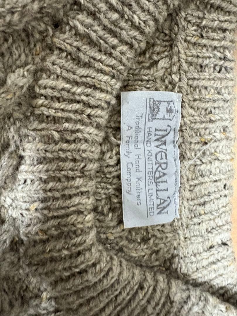 Iverallan ケーブルニットセーター ベージュ SIZE INVERALLAN WWW_HOMU-JOURNEY_COM
