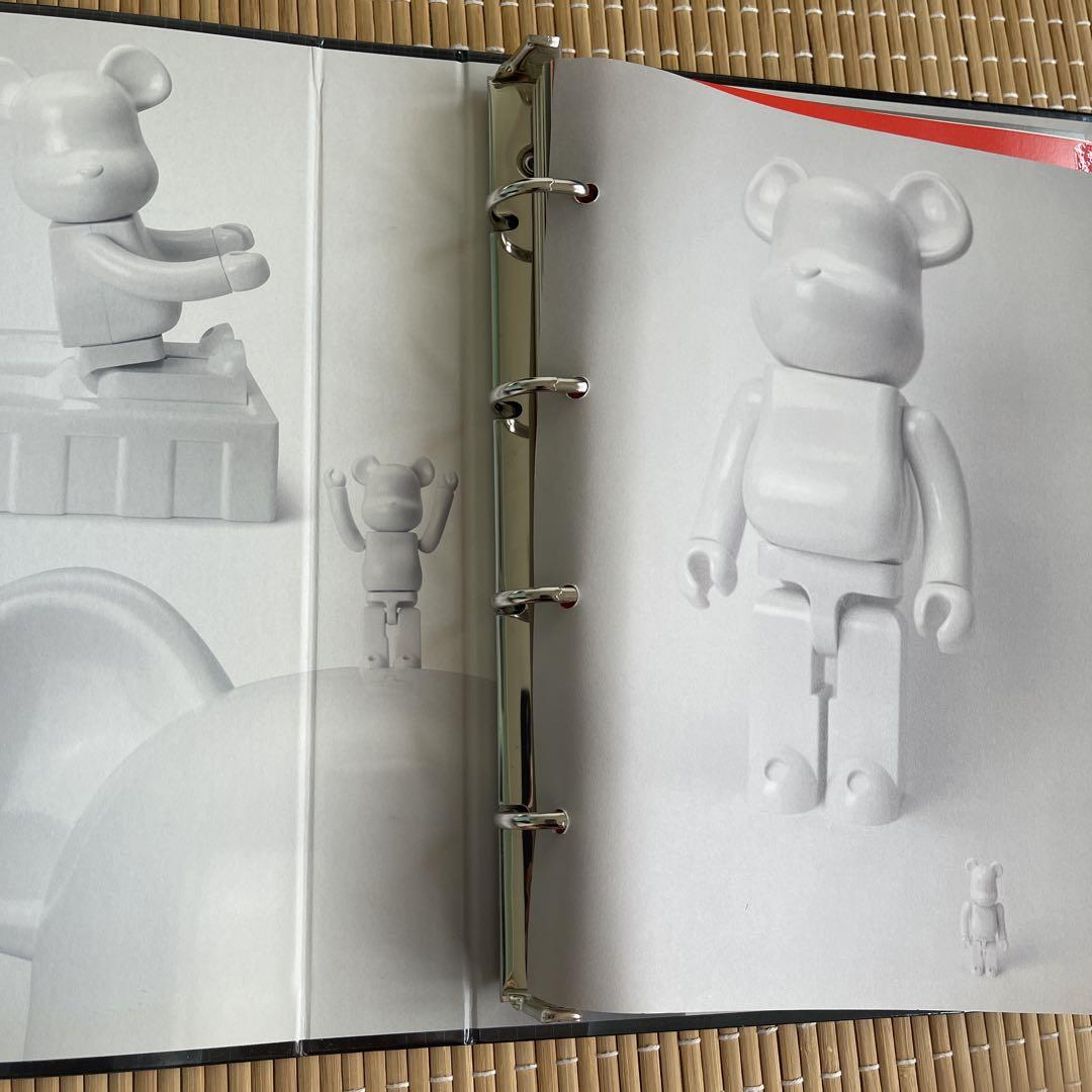 希少BE@RBRICK WORLDWIDE TOWN 2 ビジュアルブック