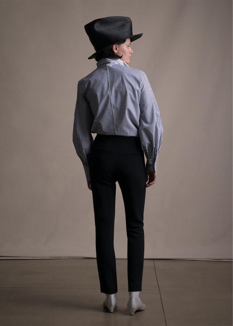 795ドル ADAM LIPPES センタープリーツ ストレッチ パンツ ブルー