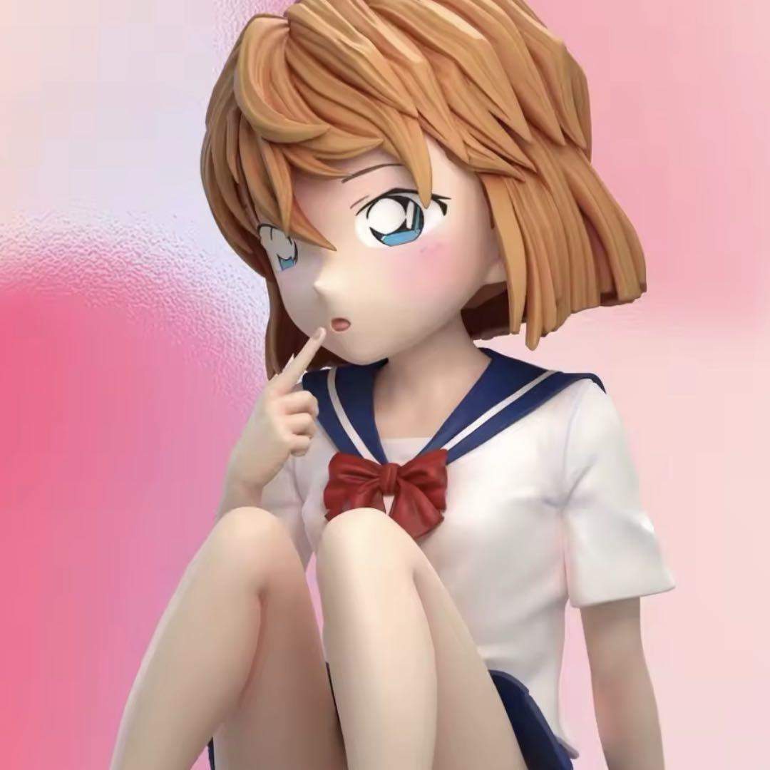 灰原哀 セクシーフィギュア クマ付き - メルカリ