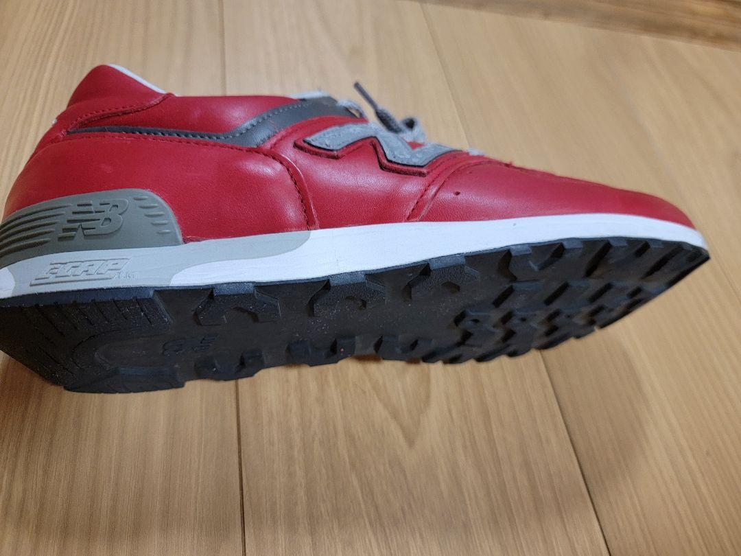 New Balance 576 レッドスニーカー