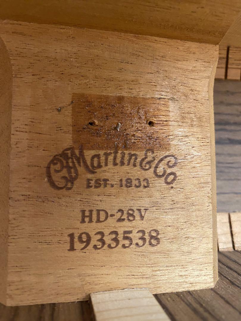 Martin  HD28V 純正ハードケース付 awardsandwinners.com