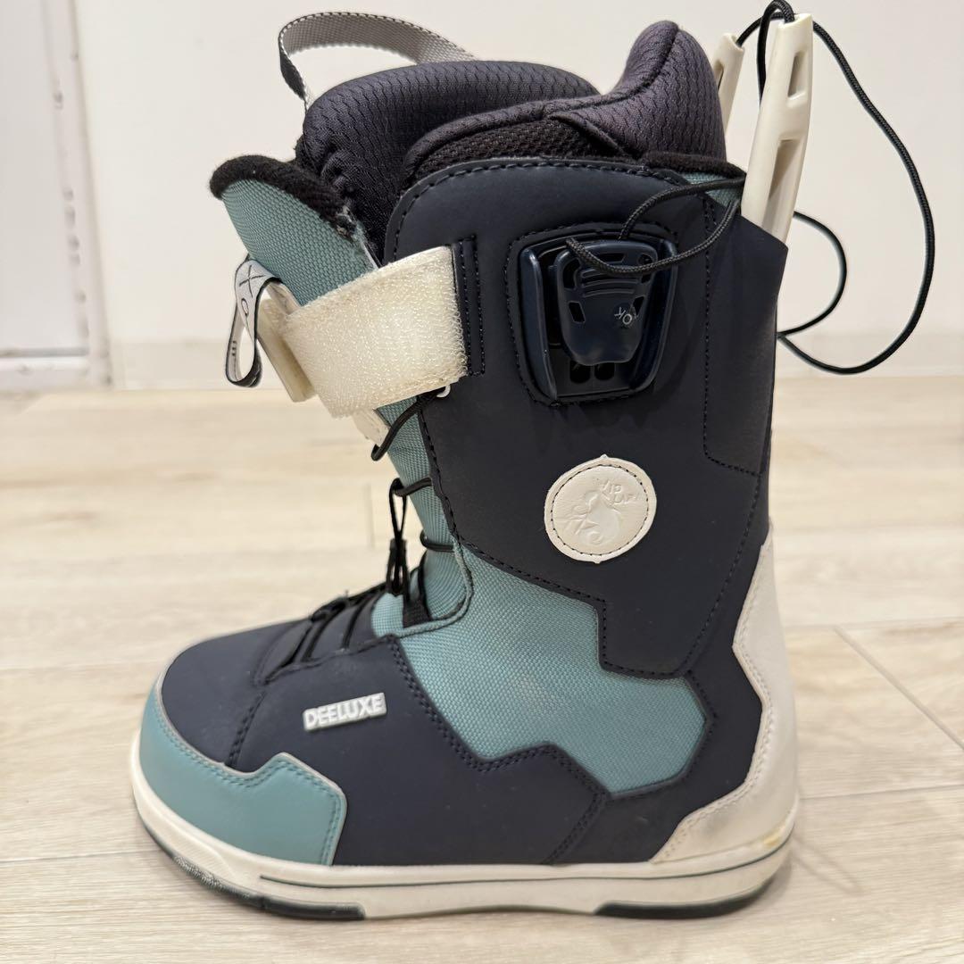 DEELUXE ID LARA GRAY MINERAL 22-23 モデル DEELUXE ID LARA GRAY MINERAL 22-23モデル スノーボード