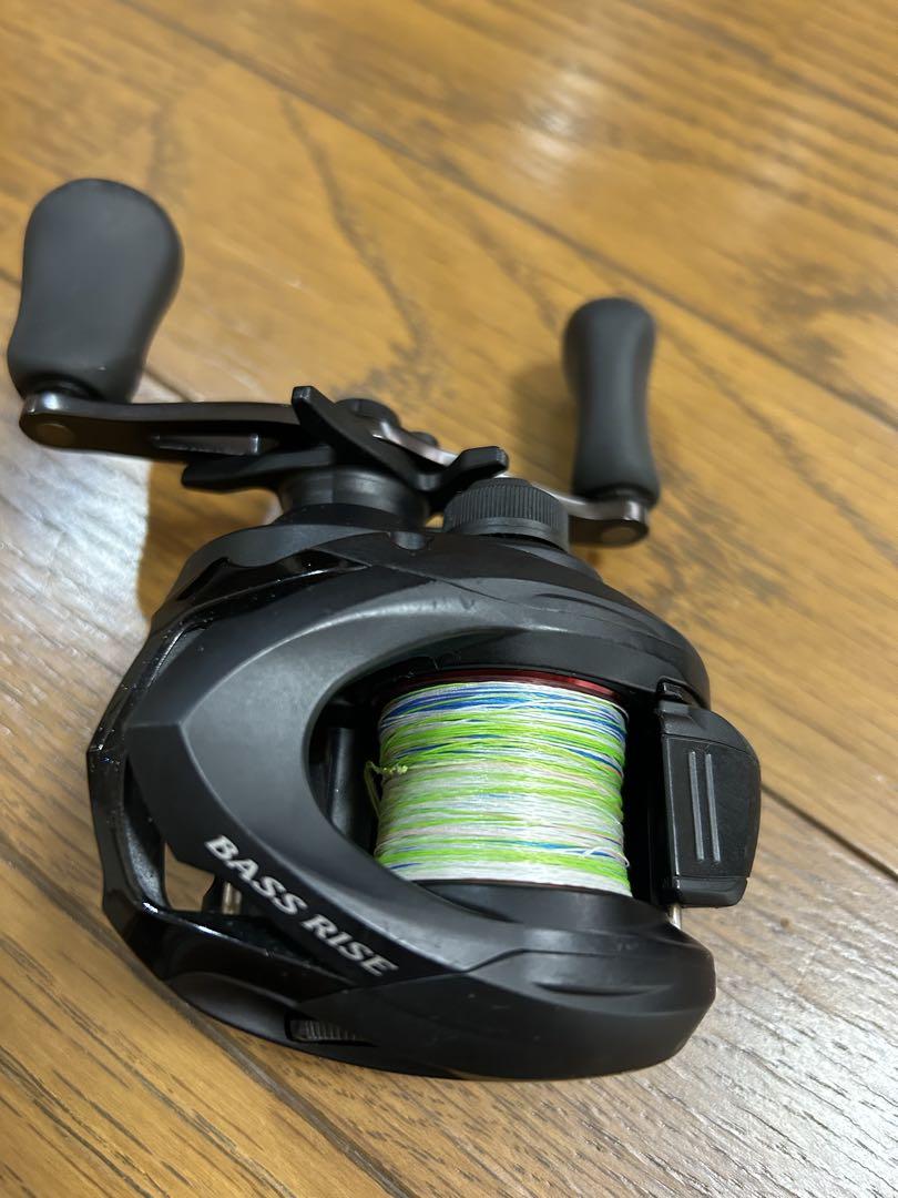 Daiwa LEXA4WN 300HSL-P・シマノ　バスライズ　共にPE付き