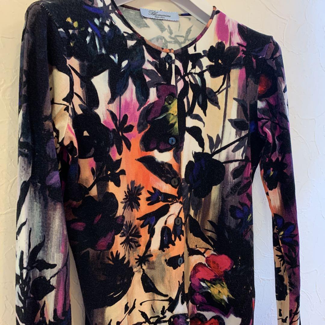 Blumarine 花柄 長袖カーディガン Blumarine 花柄 長袖カーディガン