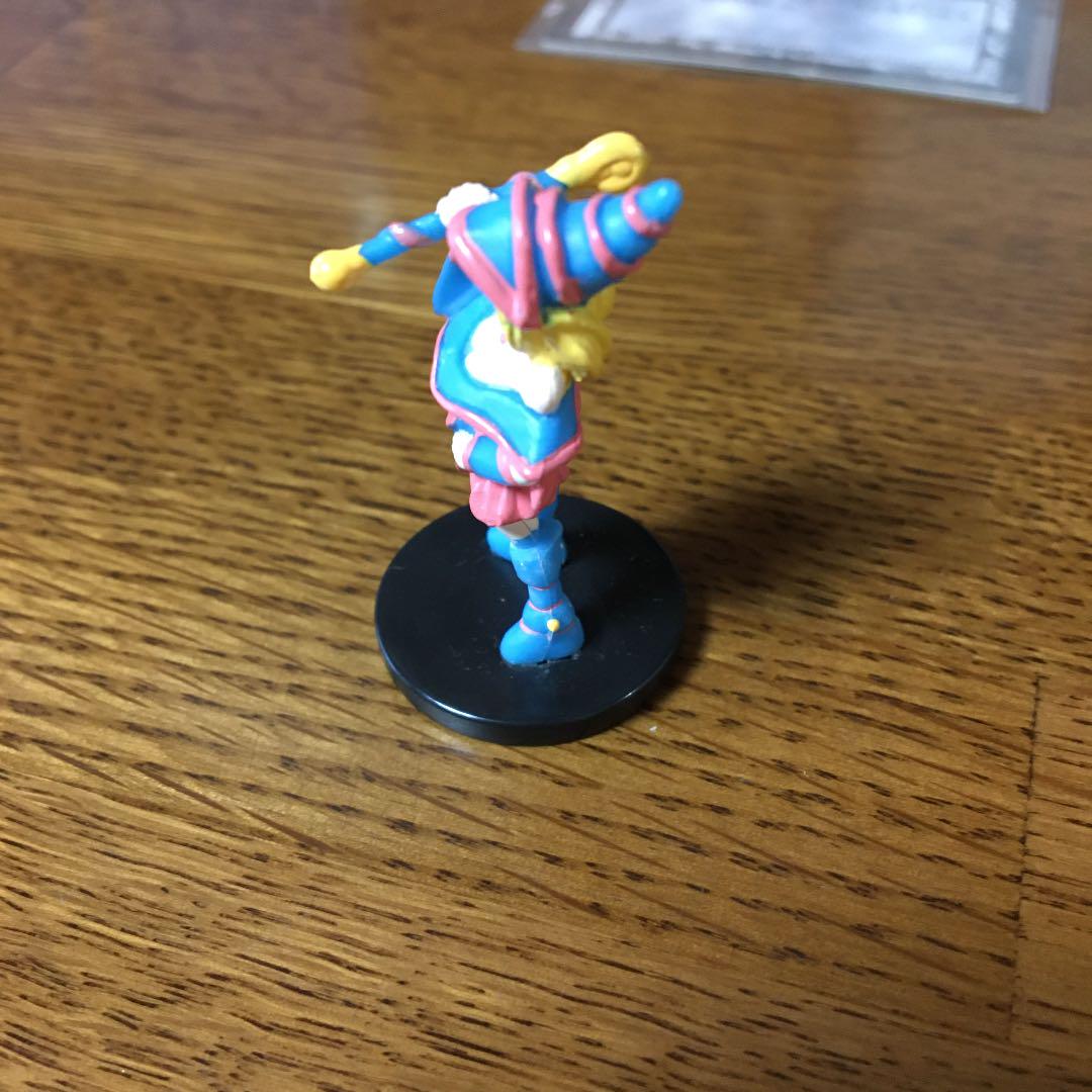 遊戯王 ダンジョンダイス ブラックマジシャンガール フィギュア カード 未開封 遊戯王 ダンジョンダイス ブラックマジシャンガール フィギュア