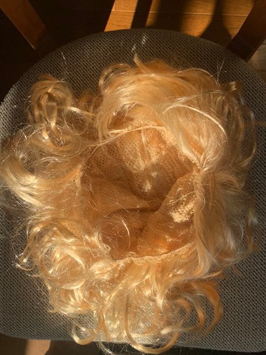 ウィッグ ショート 金髪 ゴールド マリリンモンロー 90 以上節約