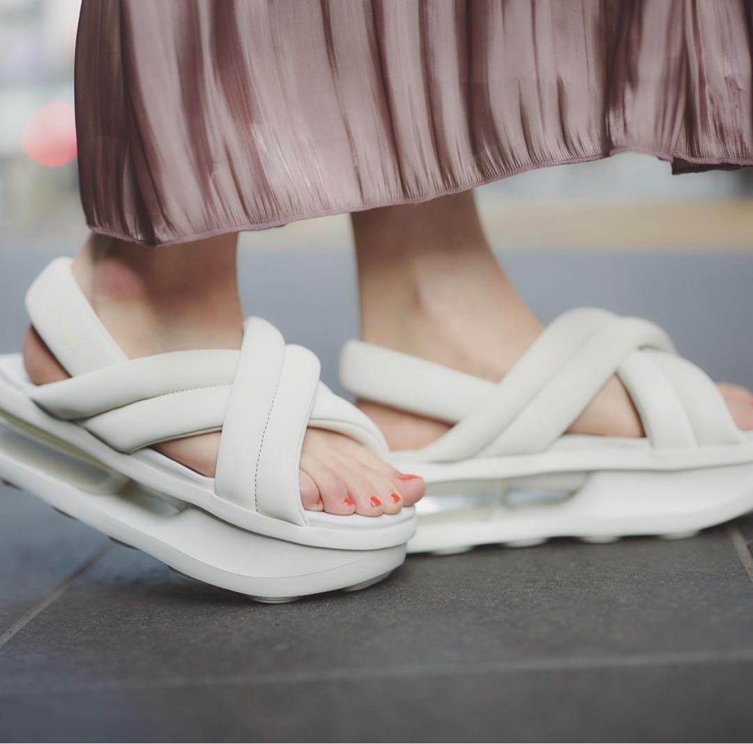 NIKE AIR MAX ISLA エアマックスアイラ 23cm NIKE AIR MAX ISLA エアマックスアイラ 23cm