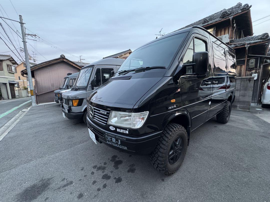 ベンツ トランスポーターT1N 312D 4x4 (コーヒーのキッチンカー