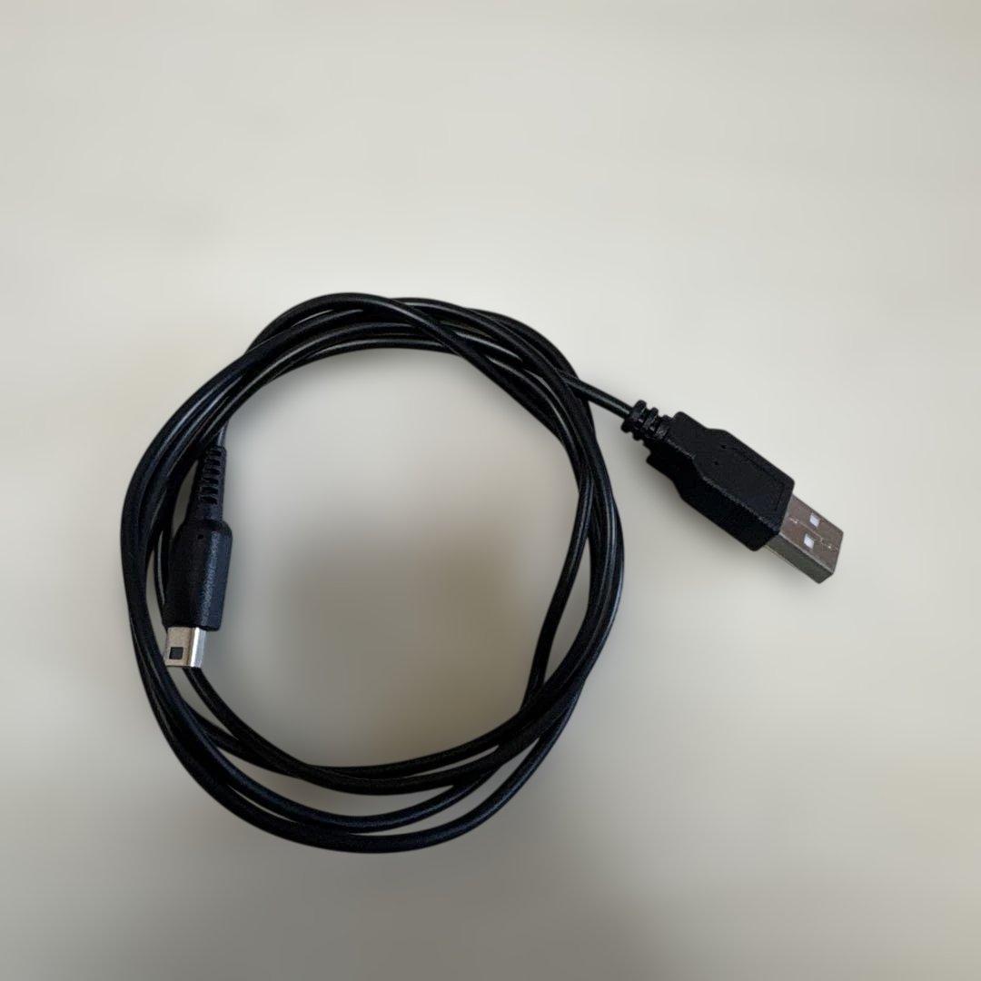 Nintendo 3DS LL ピンク 本体