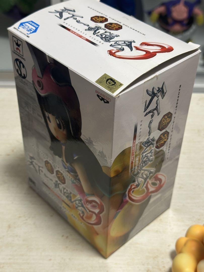 チチ フィギュア
