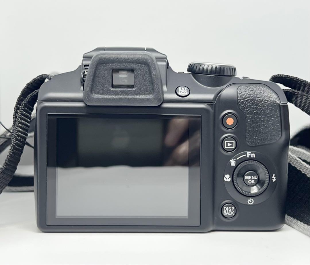 完動美品】FUJIFILM FINEPIX S9200 デジタルカメラ