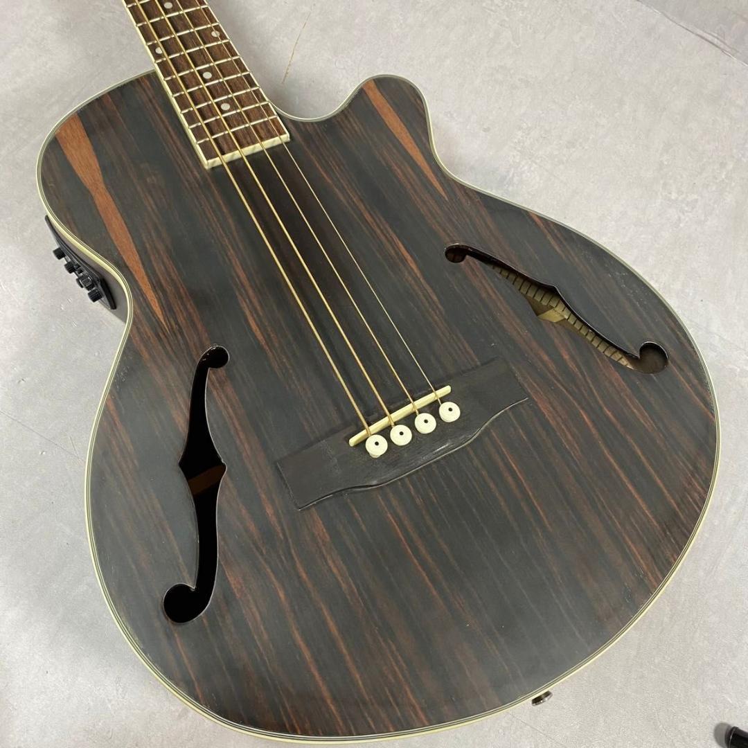 URIEL ウリエル セミアコベース Fホール　ウォールナット　BASS