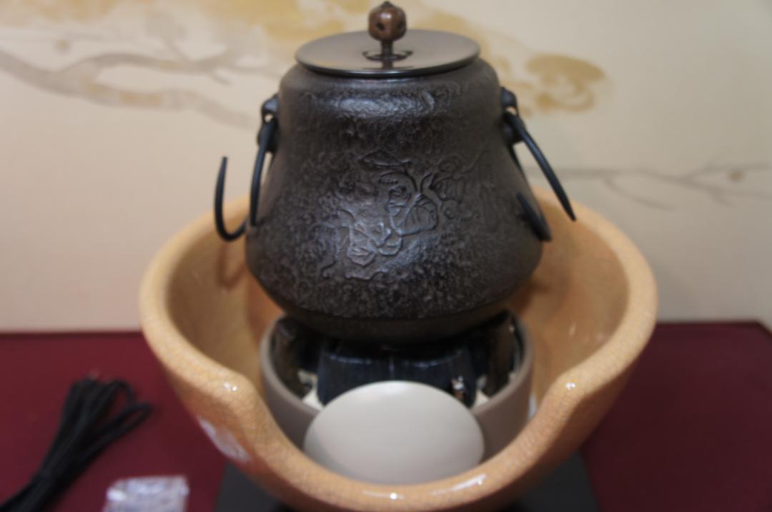 ☆ 創巧野々田 さつま風炉(紅鉢型)電熱器 瓢箪小釜 釜鐶送料込み ☆ 創巧野々田 さつま風炉(紅鉢型)電熱器 瓢箪小釜 釜鐶送料込み
