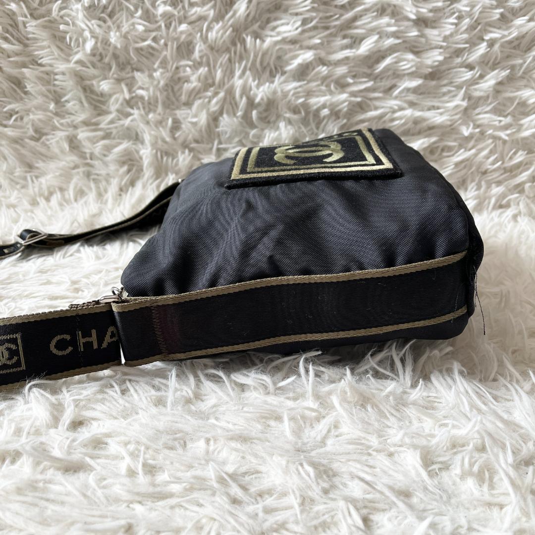 CHANEL シャネル スポーツライン ショルダーバッグ ココマーク