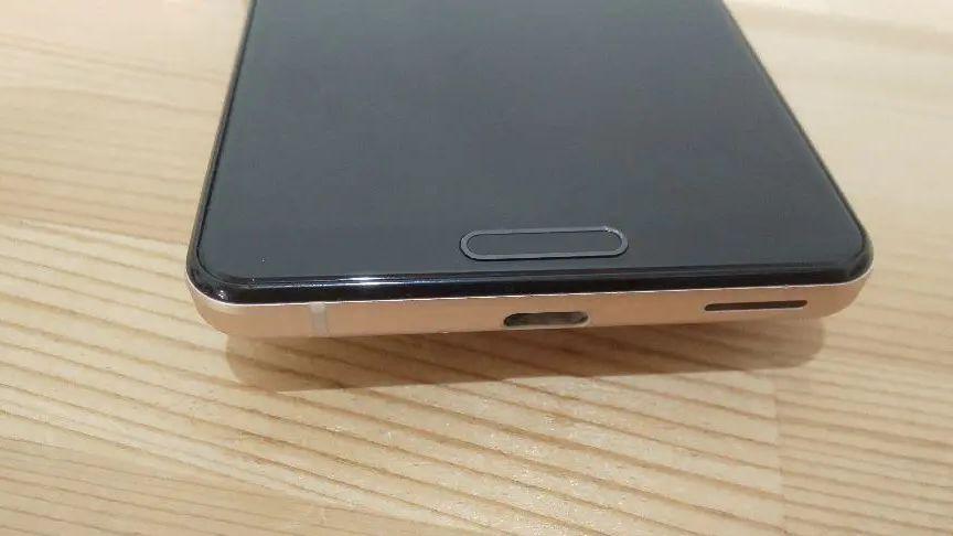 安い最新品 SHARP AQUOS sense4 SH-41A SIMロック解除済 hvinl-m74526573130 定番爆買い