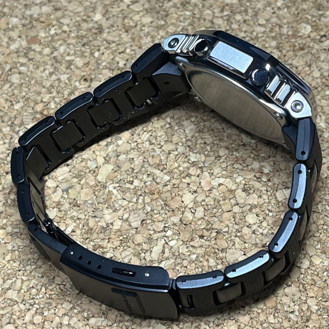 美品】カシオG-SHOCK/GMー2100ー1AJFメタルカバード／クォーツ