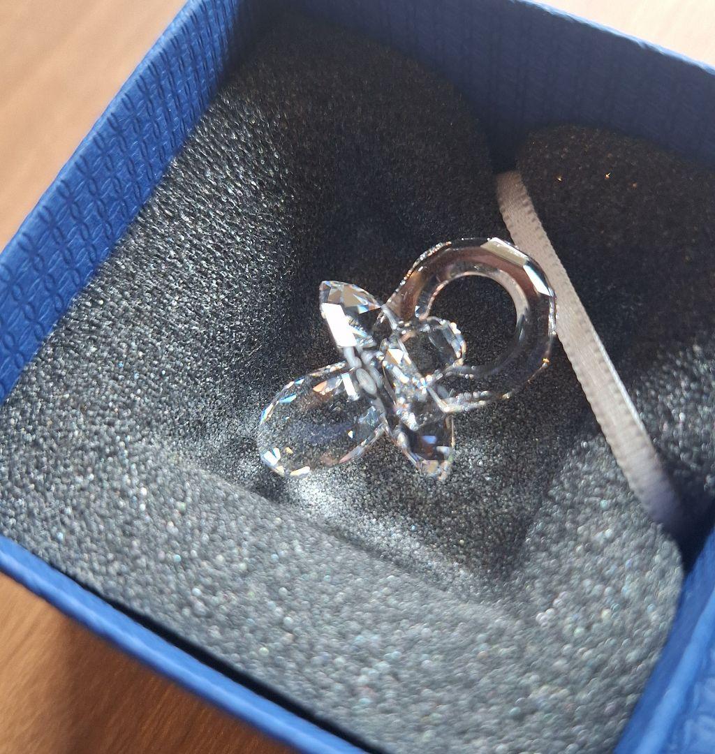 SWAROVSKI - スワロフスキー おしゃぶりの通販 by Ryun