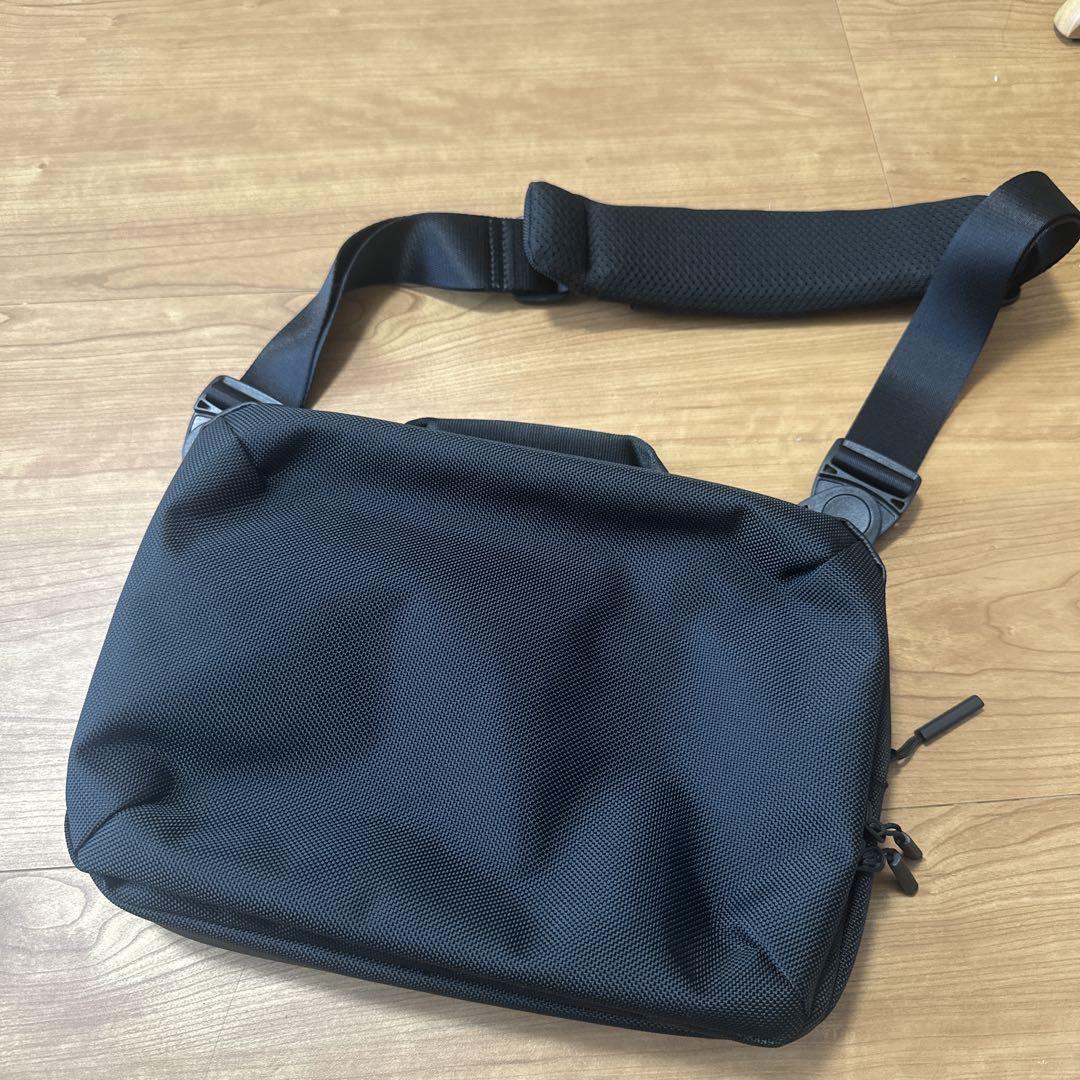 TOKYO TECHPACK SLING スリングバッグ ボディバッグ