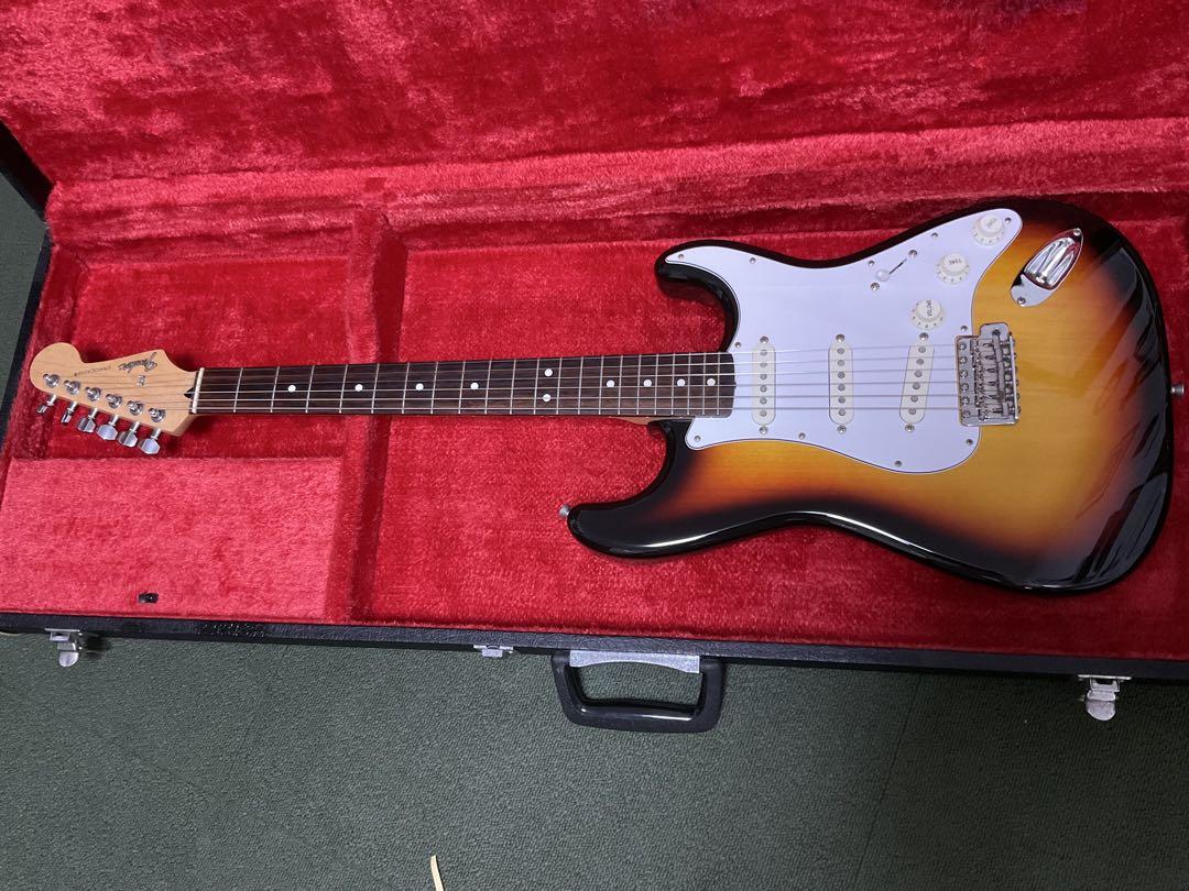 Fender Japan ストラトキャスター　ハードケース付