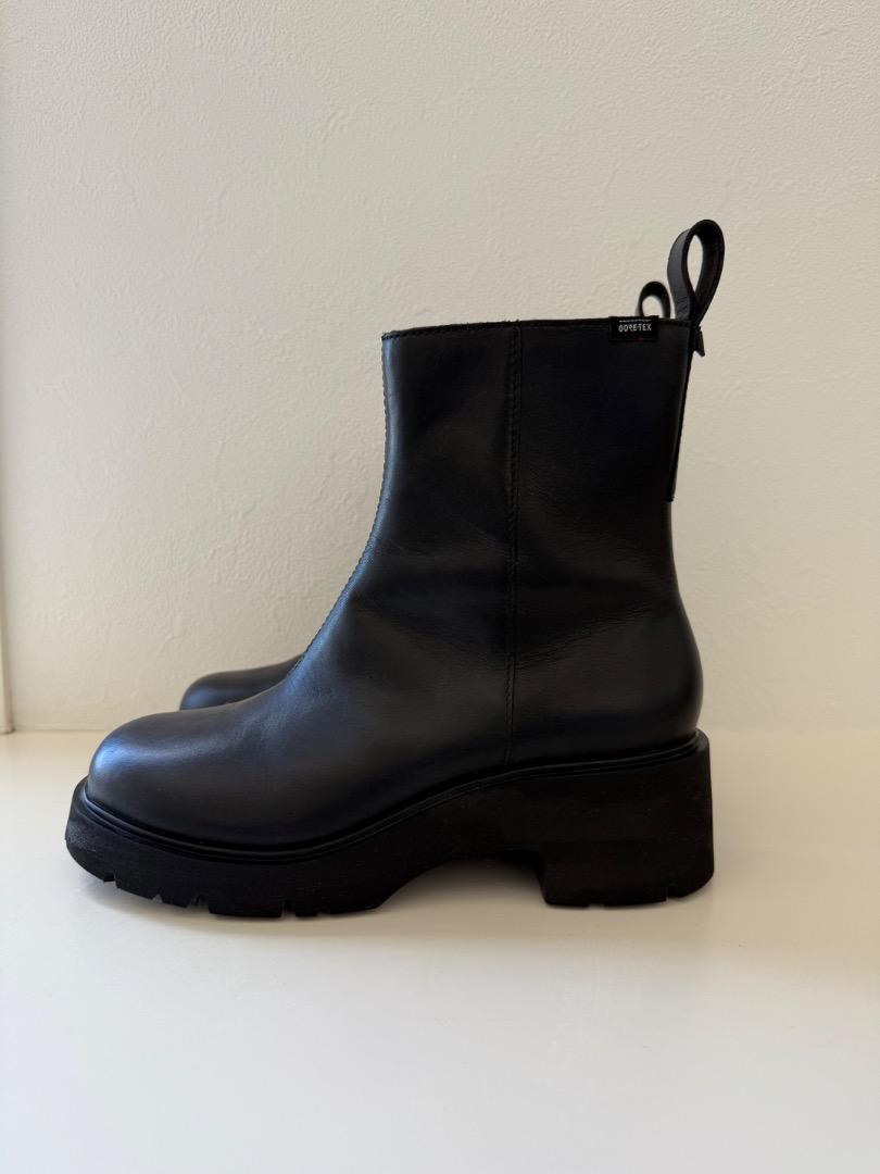 美品【CAMPER】Milah サイドジップブーツ　カンペール　ミラ
